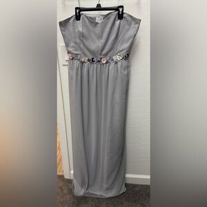 LC Lauren Conrad Gray Maxi. Size 16. NWT
